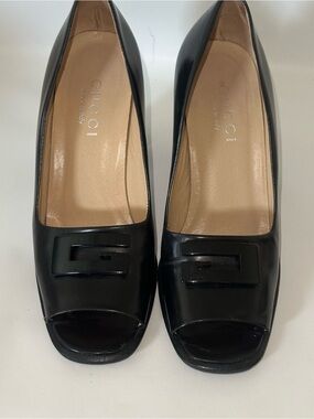 Gucci G Logo Black Patent Leather Open-Toe Pumps